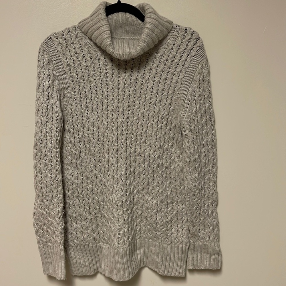 J. Crew Cable Knit Wool Size Medium